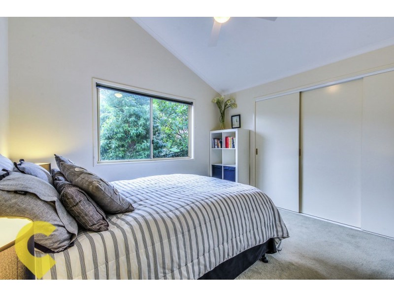 7 Donegal Place, The Gap QLD 4061