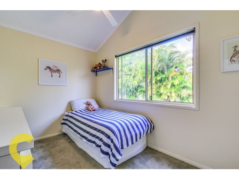 7 Donegal Place, The Gap QLD 4061