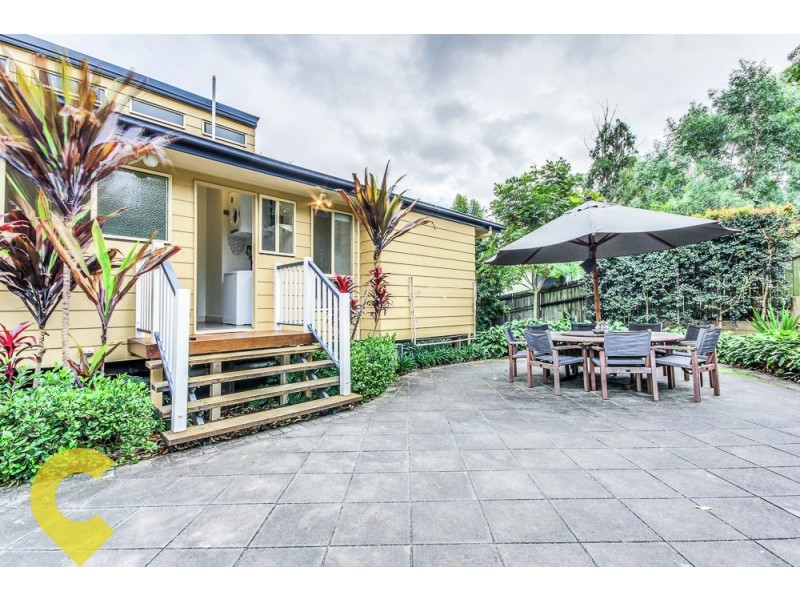 7 Donegal Place, The Gap QLD 4061