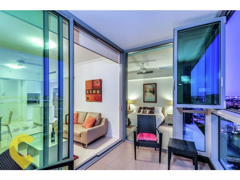 21706/8 Harbour Road, Hamilton QLD 4007