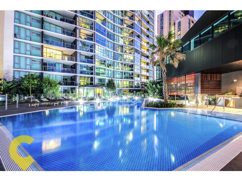 21706/8 Harbour Road, Hamilton QLD 4007