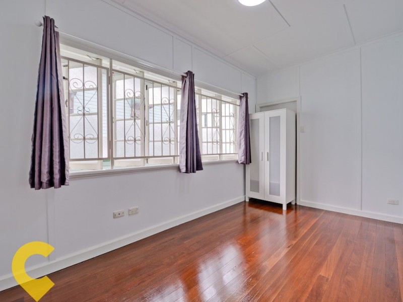 4 Storkey Street, Windsor QLD 4030