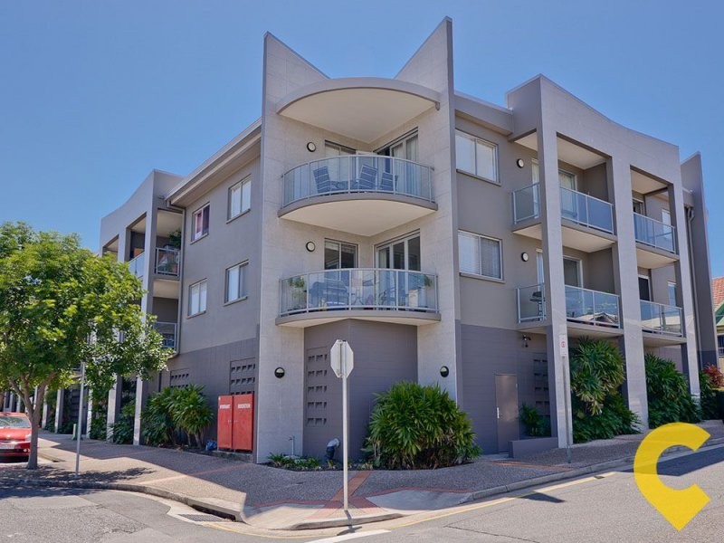 18/14 Lever Street, Albion QLD 4010