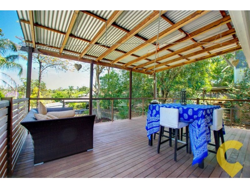 14 Leslie St, Arana Hills QLD 4054