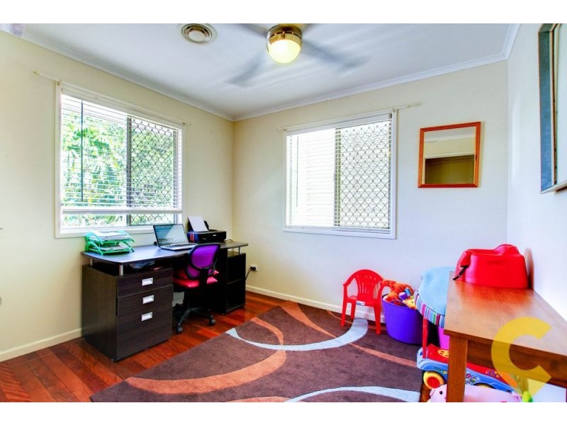 14 Leslie St, Arana Hills QLD 4054