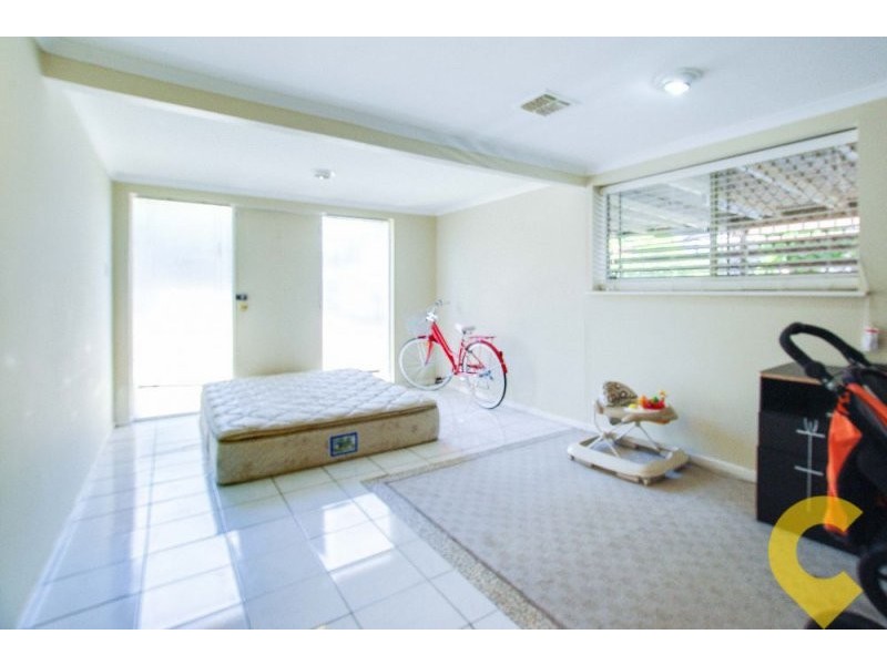 14 Leslie St, Arana Hills QLD 4054