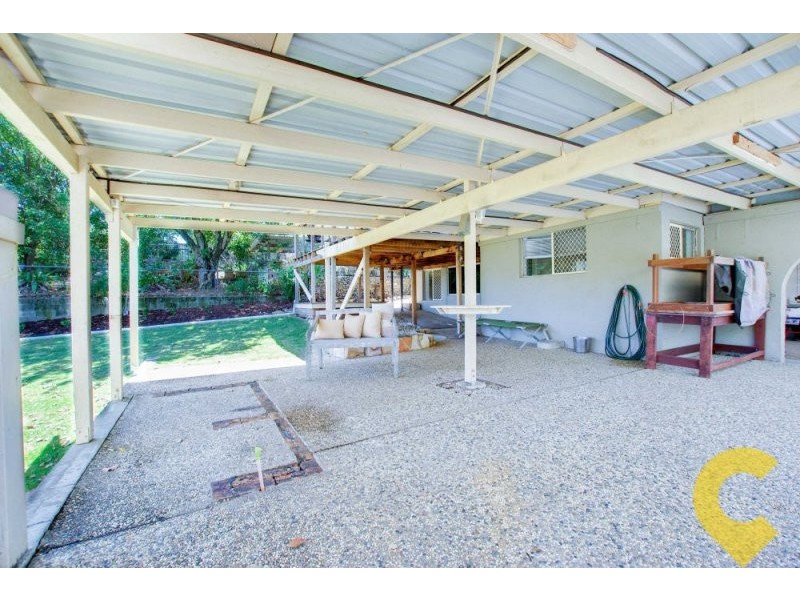 14 Leslie St, Arana Hills QLD 4054