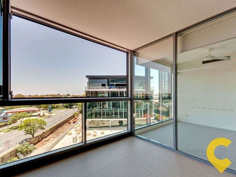 30505/2 Harbour Road, Hamilton QLD 4007