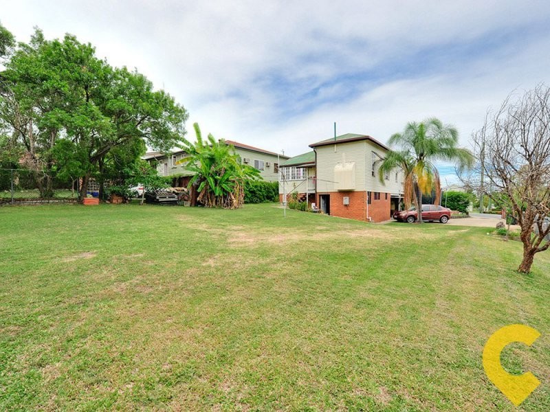 42 Grange Road, Grange QLD 4051
