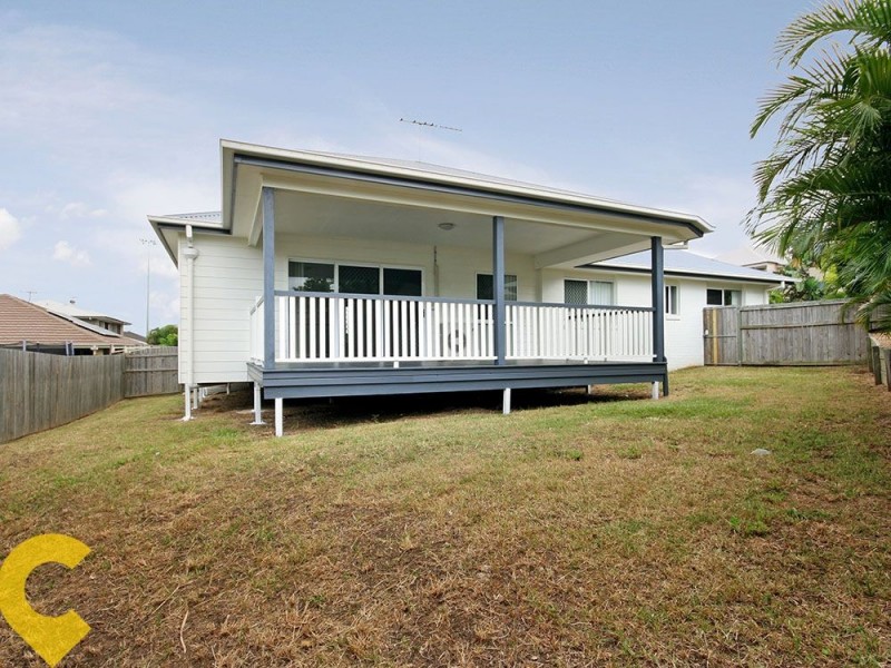 15 Ovals Terrace, Springfield Lakes QLD 4300
