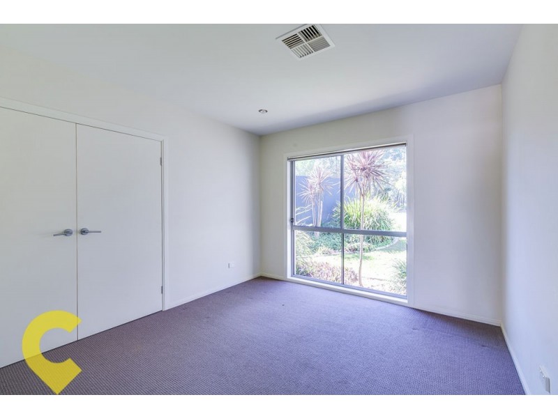 99 Livesay Road, Moggill QLD 4070