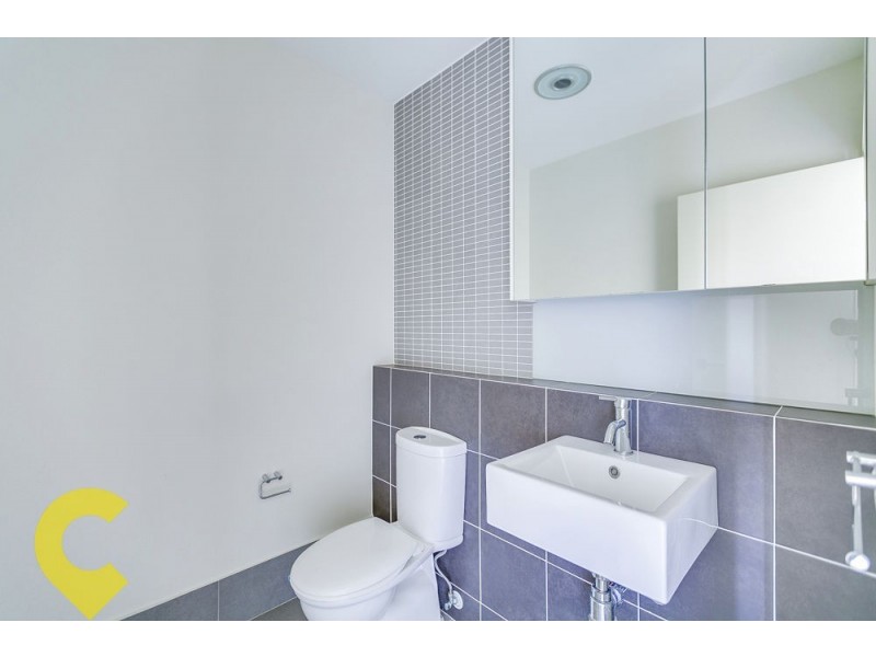 99 Livesay Road, Moggill QLD 4070