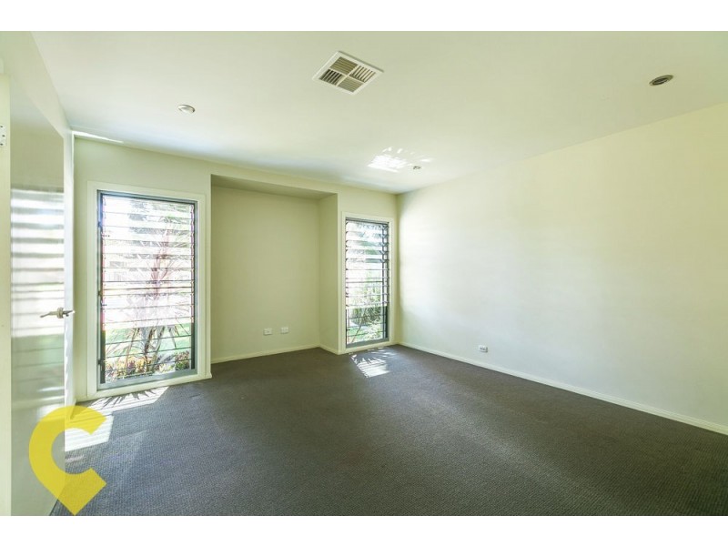 99 Livesay Road, Moggill QLD 4070