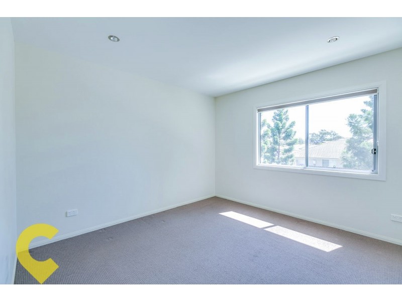 99 Livesay Road, Moggill QLD 4070