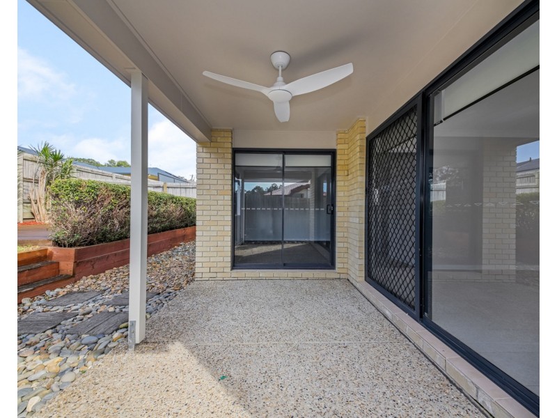18 Moonbeam Street, Springfield Lakes QLD 4300