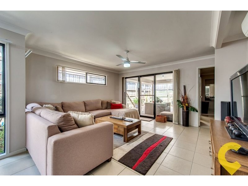 15 Carnarvon Avenue, Springfield Lakes QLD 4300