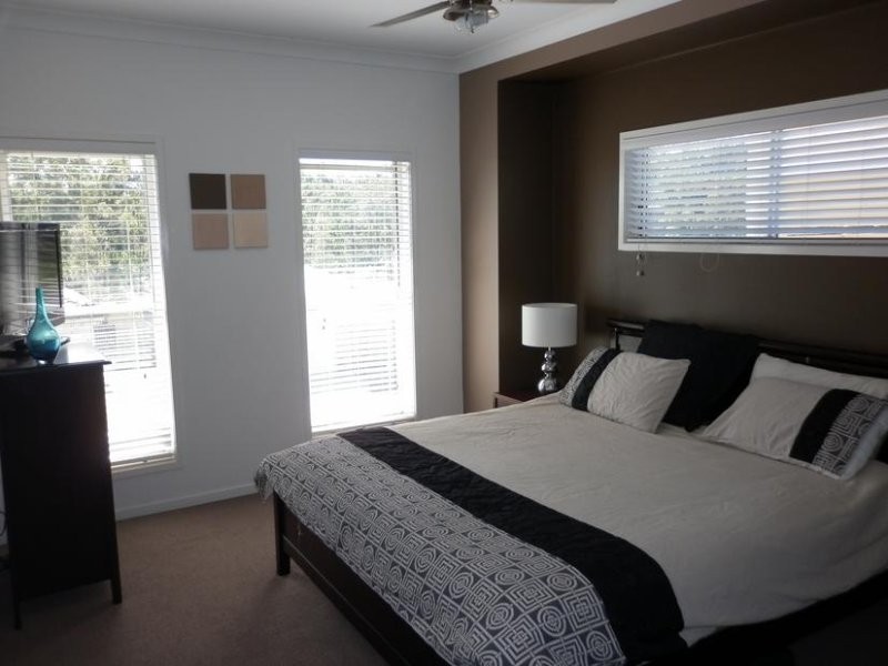 87 Lakes Entrance Drive, Springfield Lakes QLD 4300