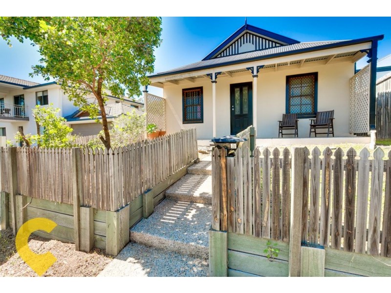 63 Creekside Drive, Springfield Lakes QLD 4300