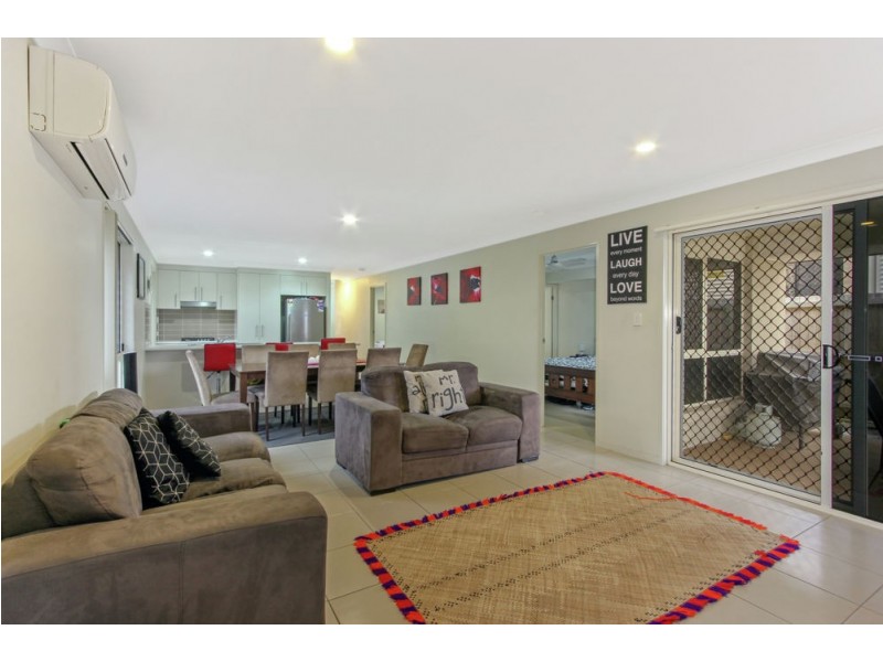 27 Brock Drive, Springfield Lakes QLD 4300