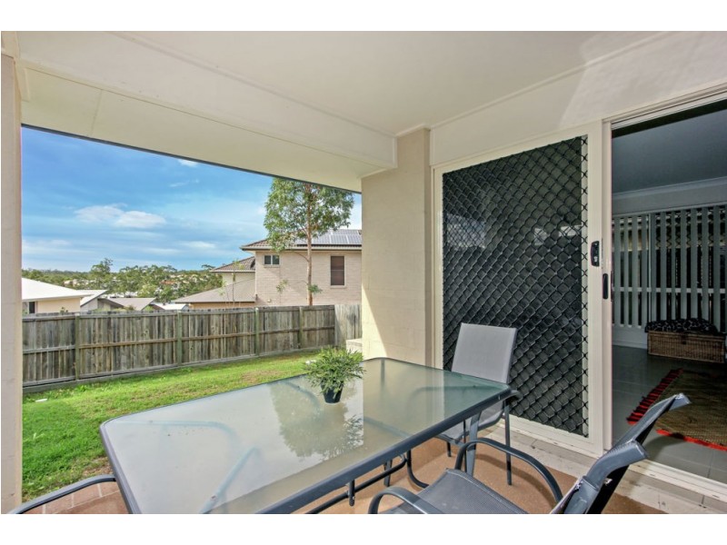 27 Brock Drive, Springfield Lakes QLD 4300