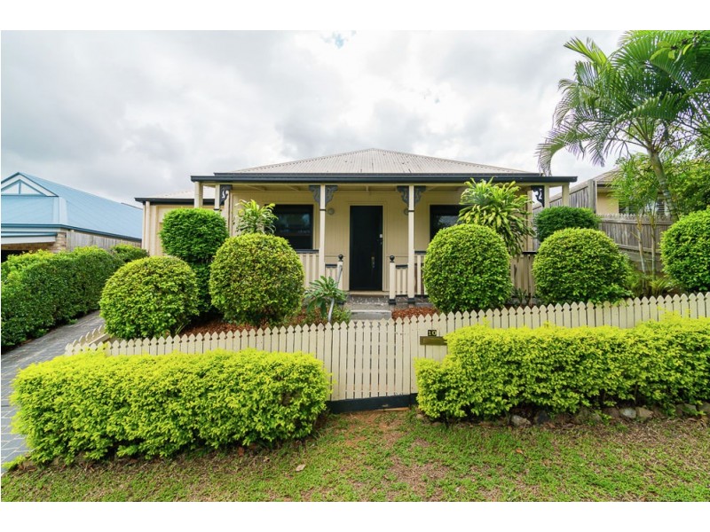 10 Freesia Close, Springfield Lakes QLD 4300