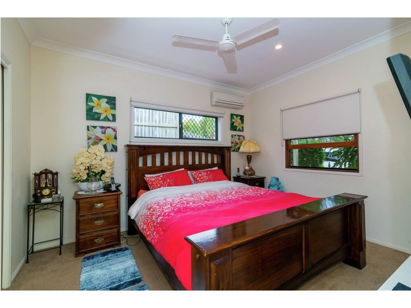 10 Freesia Close, Springfield Lakes QLD 4300