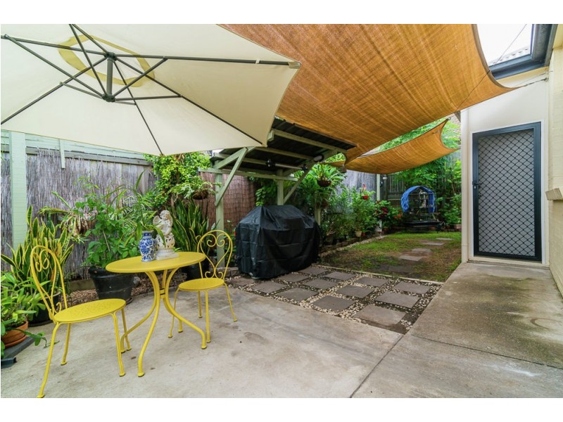 10 Freesia Close, Springfield Lakes QLD 4300