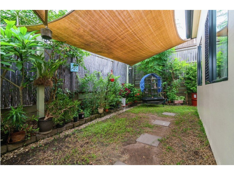 10 Freesia Close, Springfield Lakes QLD 4300