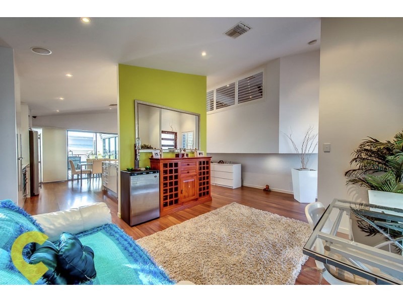 8 Waratah Crescent, Springfield Lakes QLD 4300