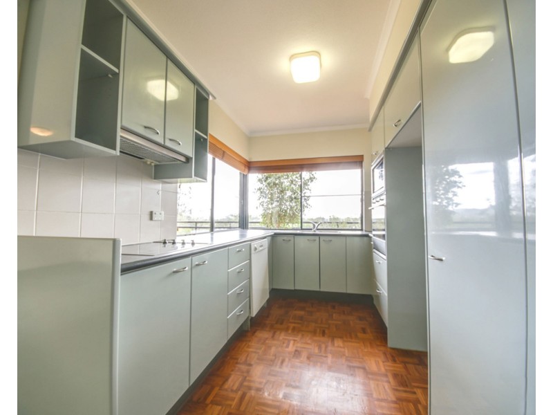 3/52 Bishop Street, St Lucia QLD 4067