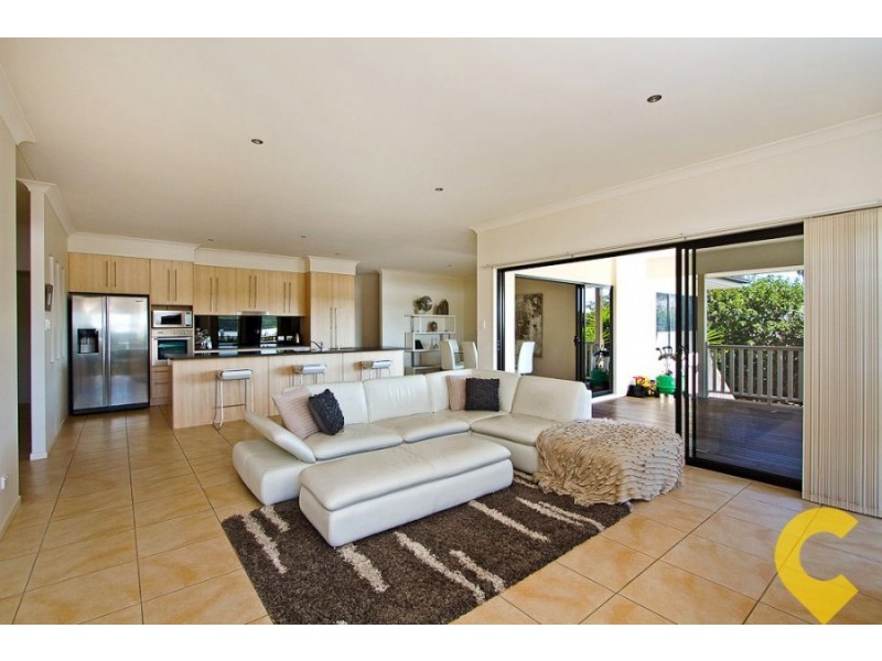 12 Rufous Crescent, Brookwater QLD 4300