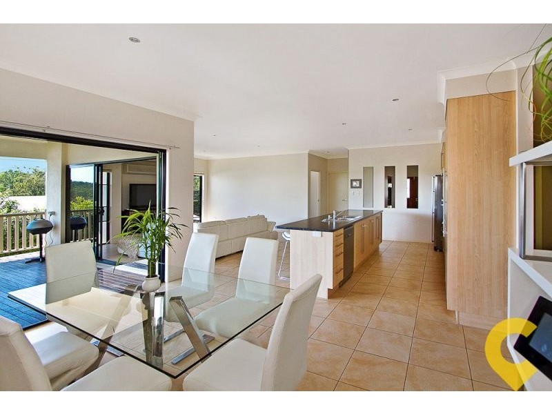 12 Rufous Crescent, Brookwater QLD 4300