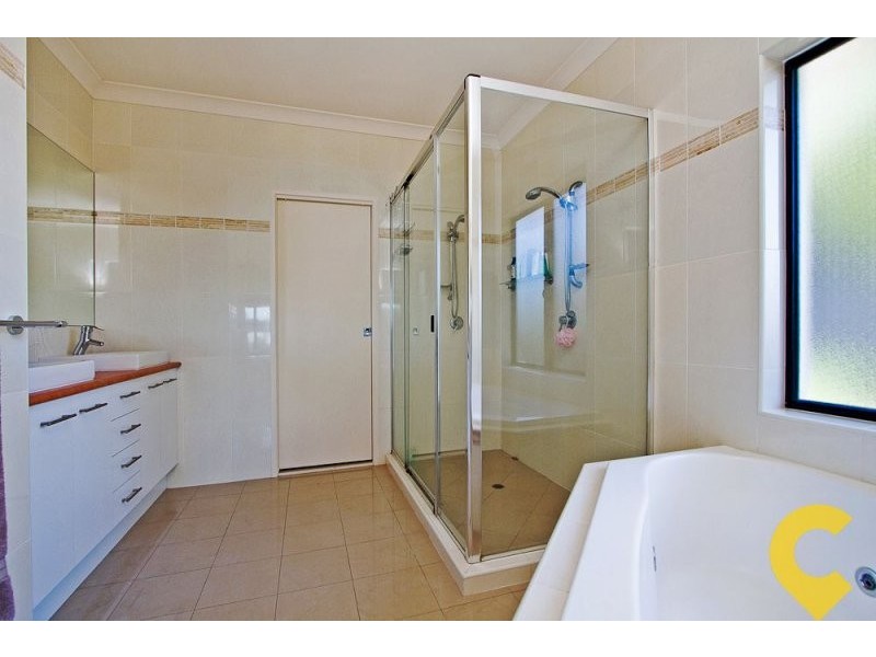 12 Rufous Crescent, Brookwater QLD 4300