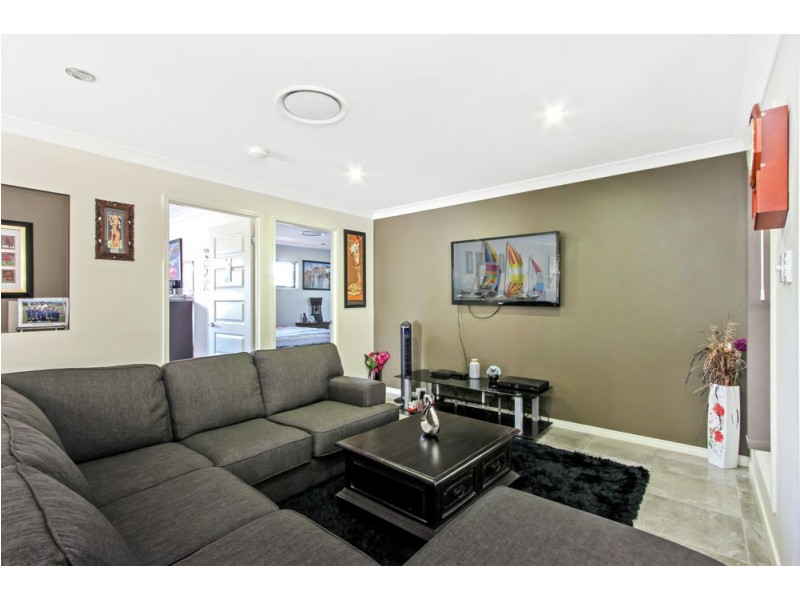 14 Tea Trees Avenue, Springfield Lakes QLD 4300