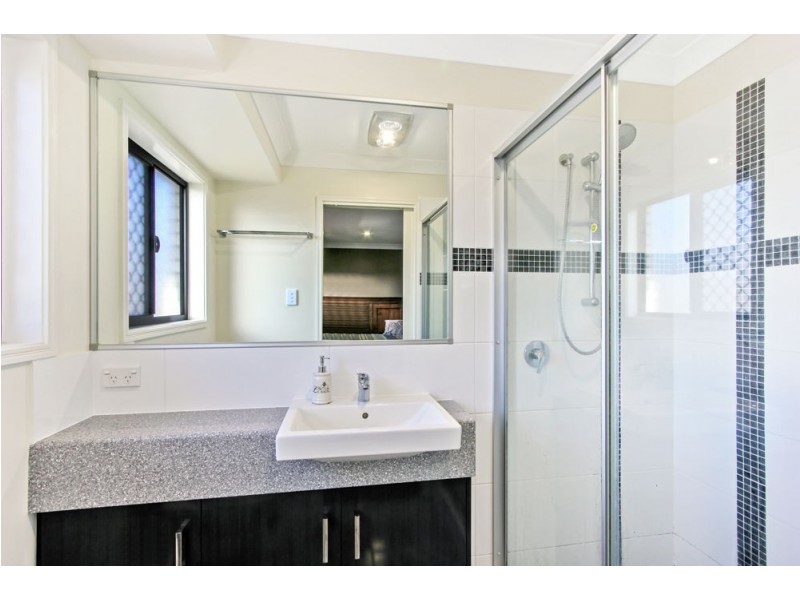 14 Tea Trees Avenue, Springfield Lakes QLD 4300