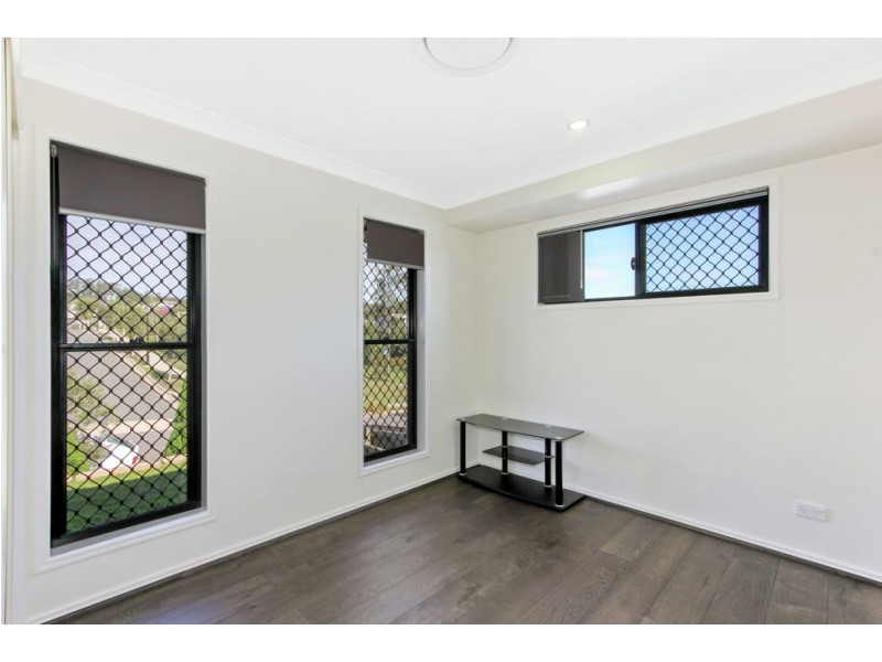 14 Tea Trees Avenue, Springfield Lakes QLD 4300