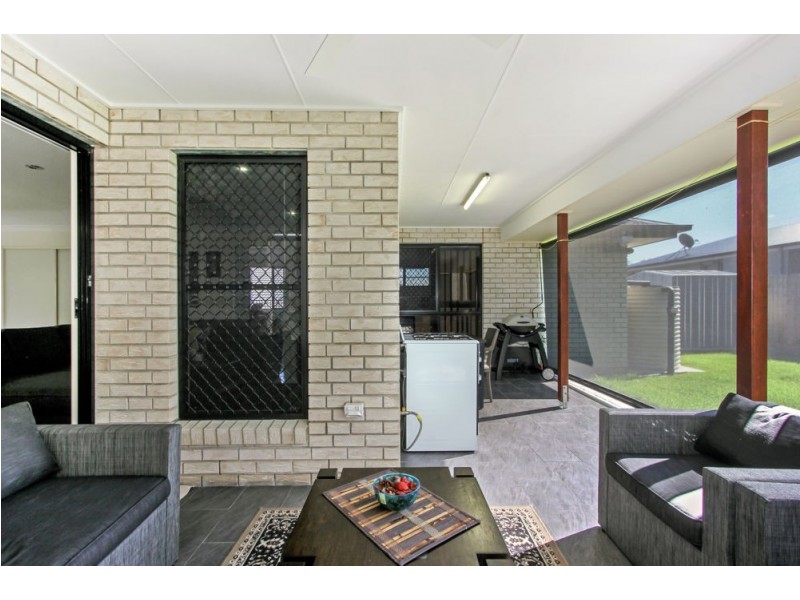 14 Tea Trees Avenue, Springfield Lakes QLD 4300