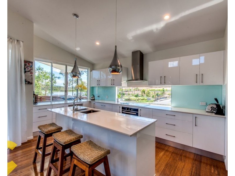 71 The Promenade, Springfield Lakes QLD 4300