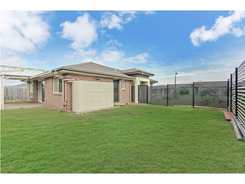 8 Ballow Crescent, Redbank Plains QLD 4301