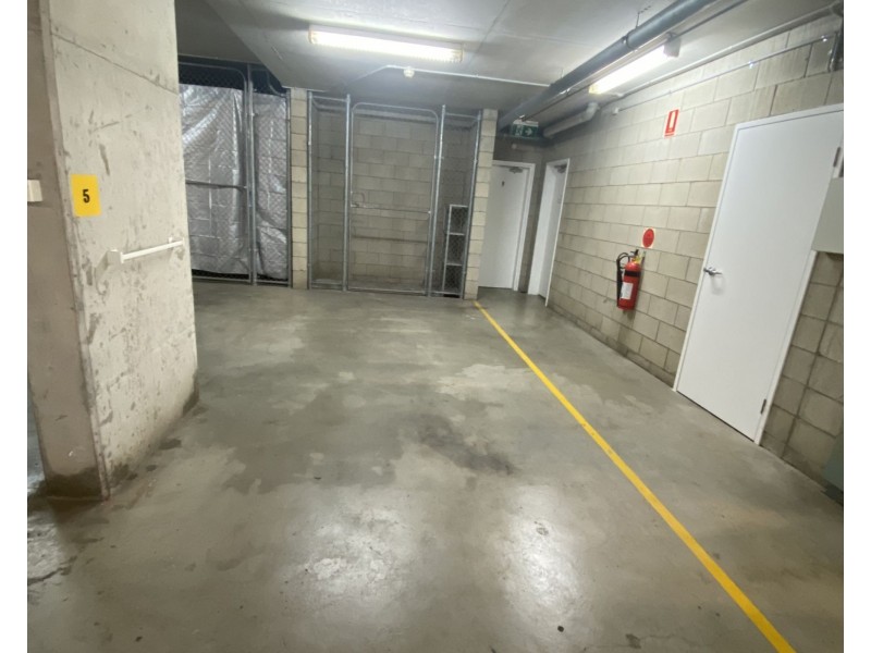 5/57 Swann Road, Taringa QLD 4068