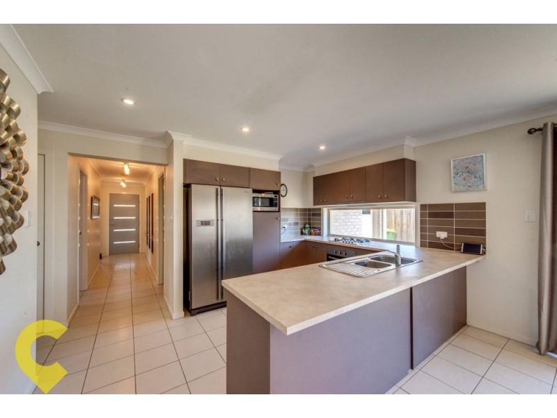 6 Moogerah Boulevard, Redbank Plains QLD 4301
