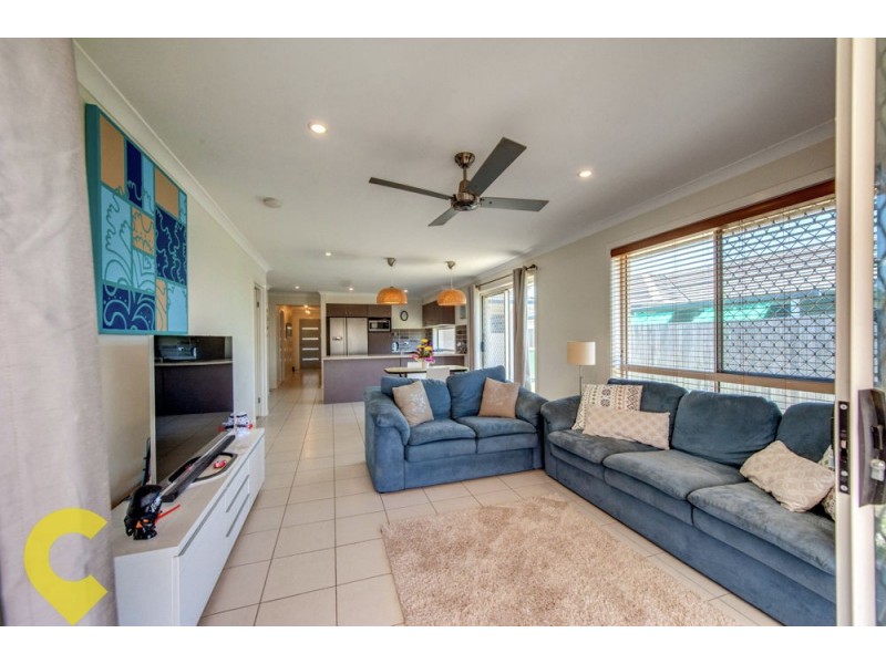 6 Moogerah Boulevard, Redbank Plains QLD 4301