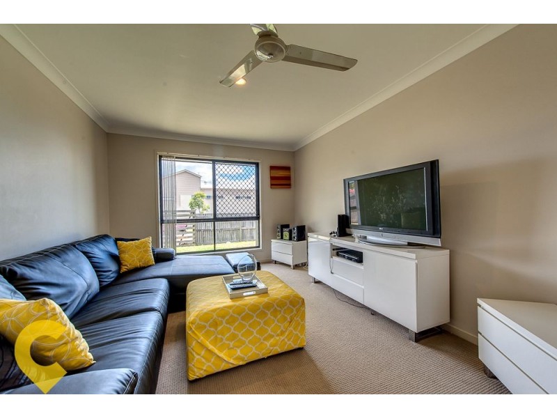 34 Park Edge Drive, Springfield Lakes QLD 4300