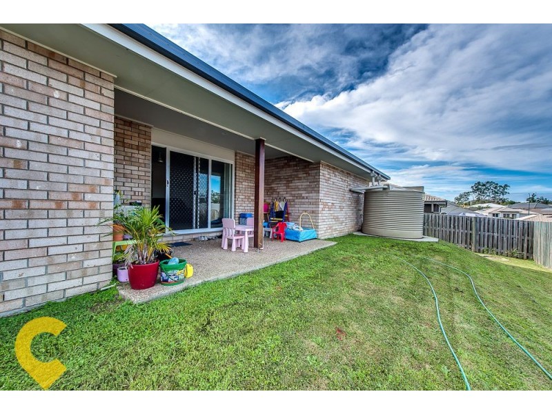 10 Dillon Avenue, Augustine Heights QLD 4300