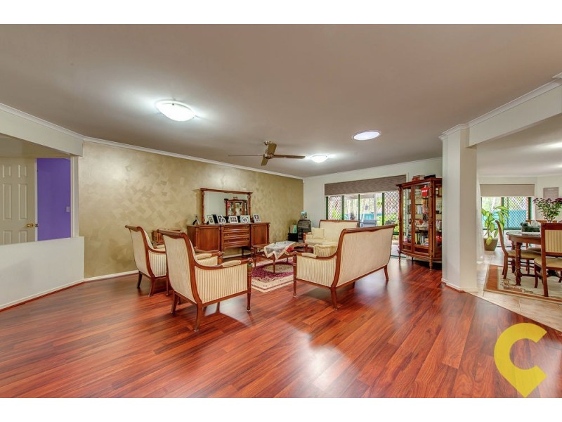 11 Chiswick Place, Forest Lake QLD 4078