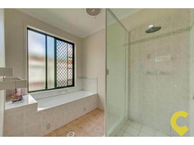 11 Chiswick Place, Forest Lake QLD 4078