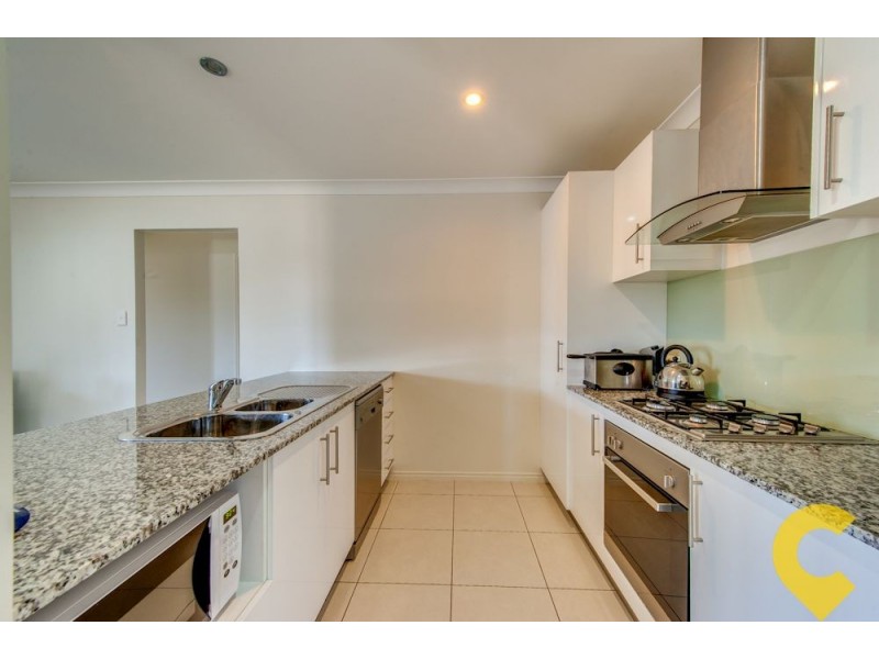 60 Jeff Collins Circuit, Bellbird Park QLD 4300