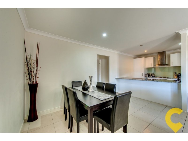 60 Jeff Collins Circuit, Bellbird Park QLD 4300