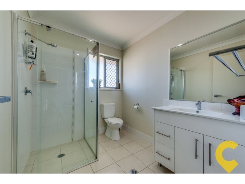 60 Jeff Collins Circuit, Bellbird Park QLD 4300