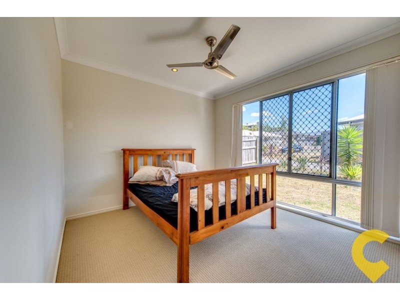 60 Jeff Collins Circuit, Bellbird Park QLD 4300